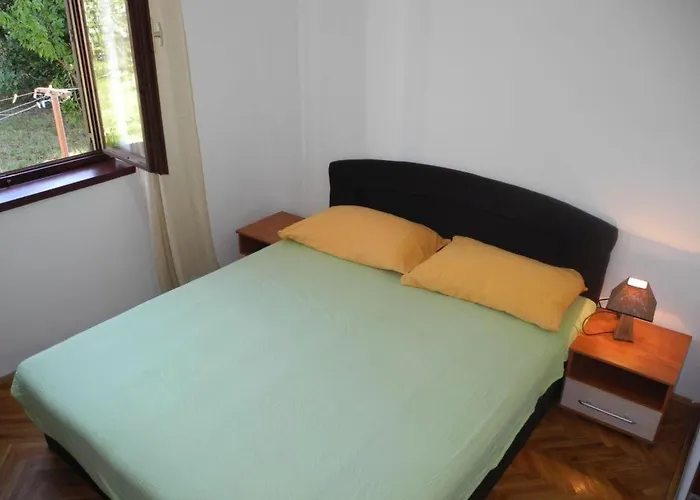Fuer 6 Personen Mit Terrasse By Interhome Apartment *