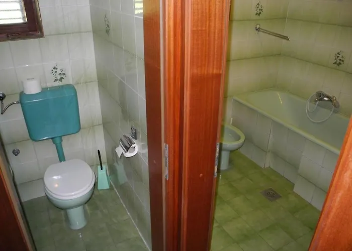 Apartment Fuer 6 Personen Mit Terrasse By Interhome *